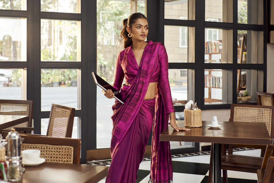 tie dye saree design 